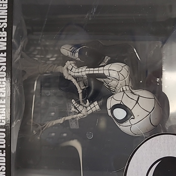 QMx Marvel Spider-Man Lootcrate Exclusive Q Fig Figure Quantum Mechanix 2017 - Picture 8 of 8